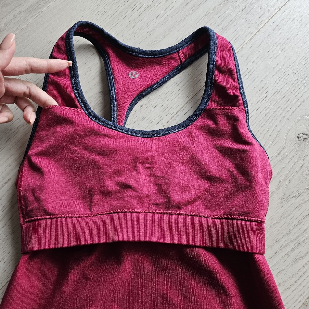Lululemon scoop neck racer back workout tank top - size 6